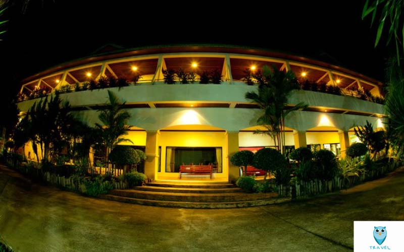 โรงแรมหาดทรายรีสอร์ท ชุมพร