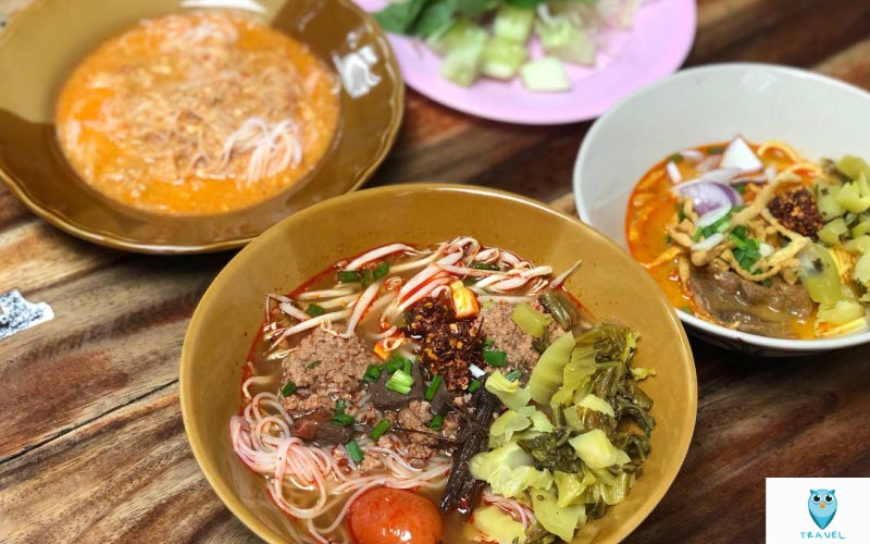 ก๋วยเตี๋ยว 12 ปันนา ถนนสีลม