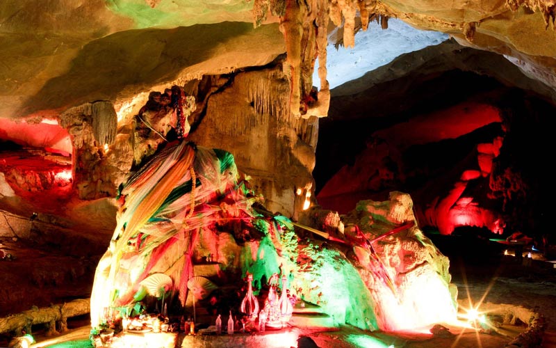 ถ้ำผานางคอย จังหวัดแพร่